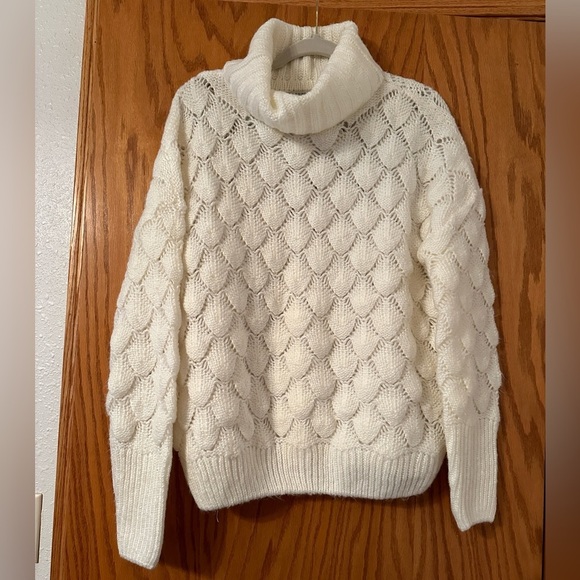 FRNCH Bubble Stitch Open Knit Turtleneck Sweater - Size M/L - Picture 2 of 9